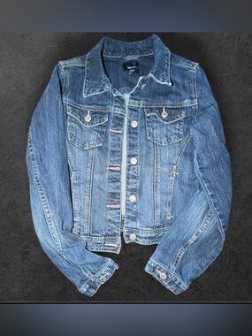 GapKids Denim Jacket – Youth XXL (Fits 10/12)